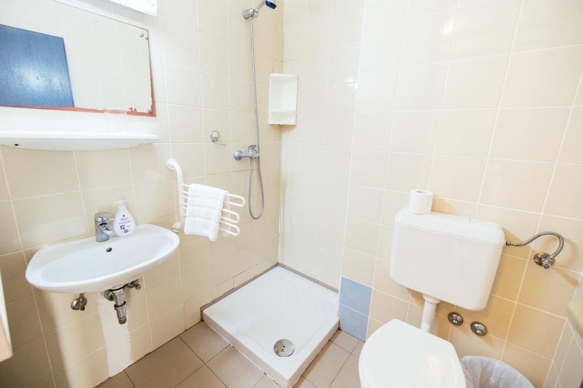 Sd Portoroz Hostel Korotan Ngoại thất bức ảnh